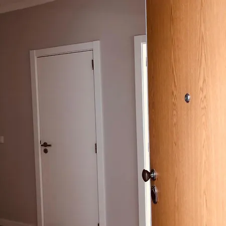 Casa Naus - Lisbon Riverside Apartment Almada